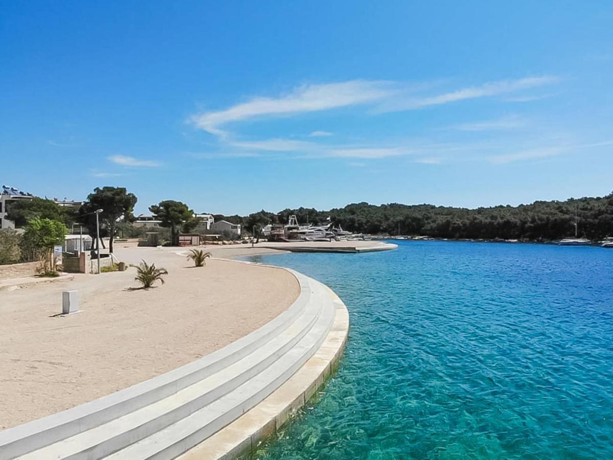 Holiday Home Slava i Oksana Tribalj Dış mekan fotoğraf